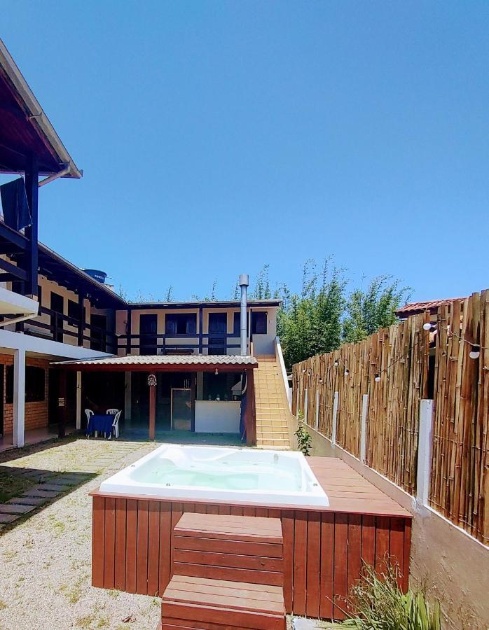 Pantai Pousadas - Jacuzzi Aquecida E 300 Metros Da Praia Da Ferrugem Garopaba Exterior photo